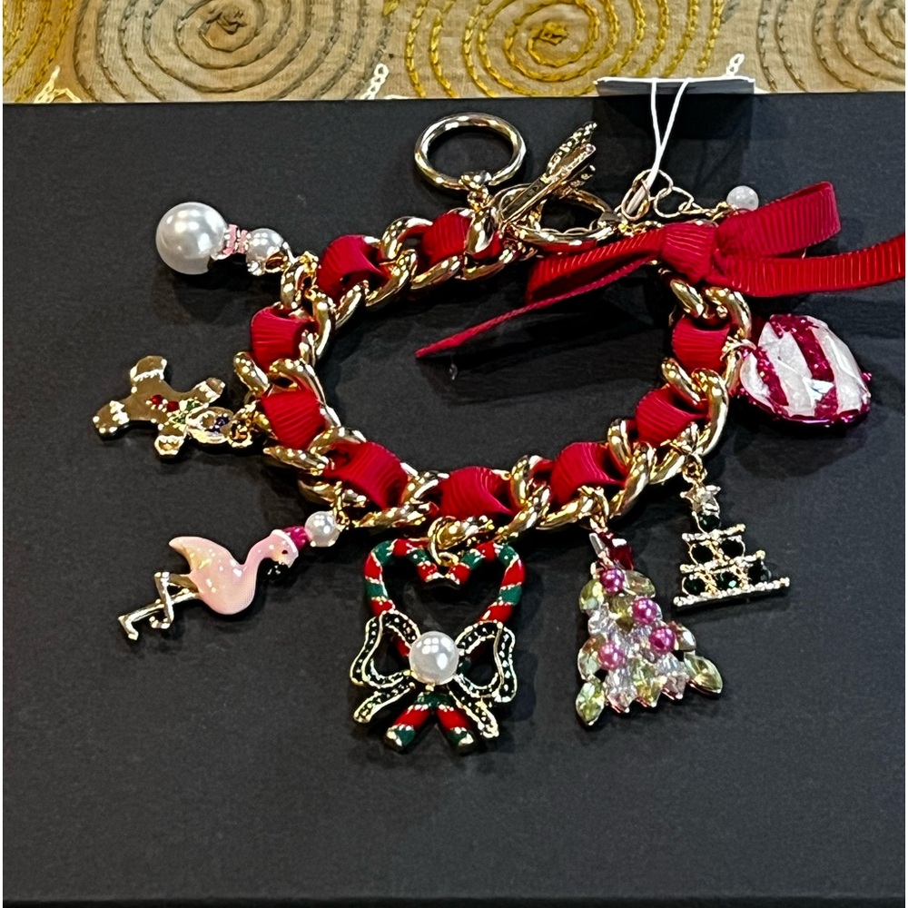NEW Betsey Johnson Christmas Red Ribbon Charm Bracelet